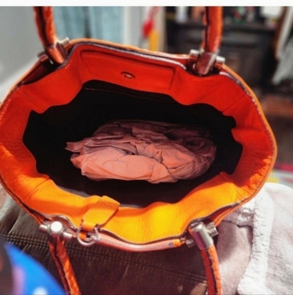 🍁FALL BAG🔥🔥VERY RARE VNTG Chloe ORANGE Patent Lambskin Heloise Large Satchel - Picture 6 of 13